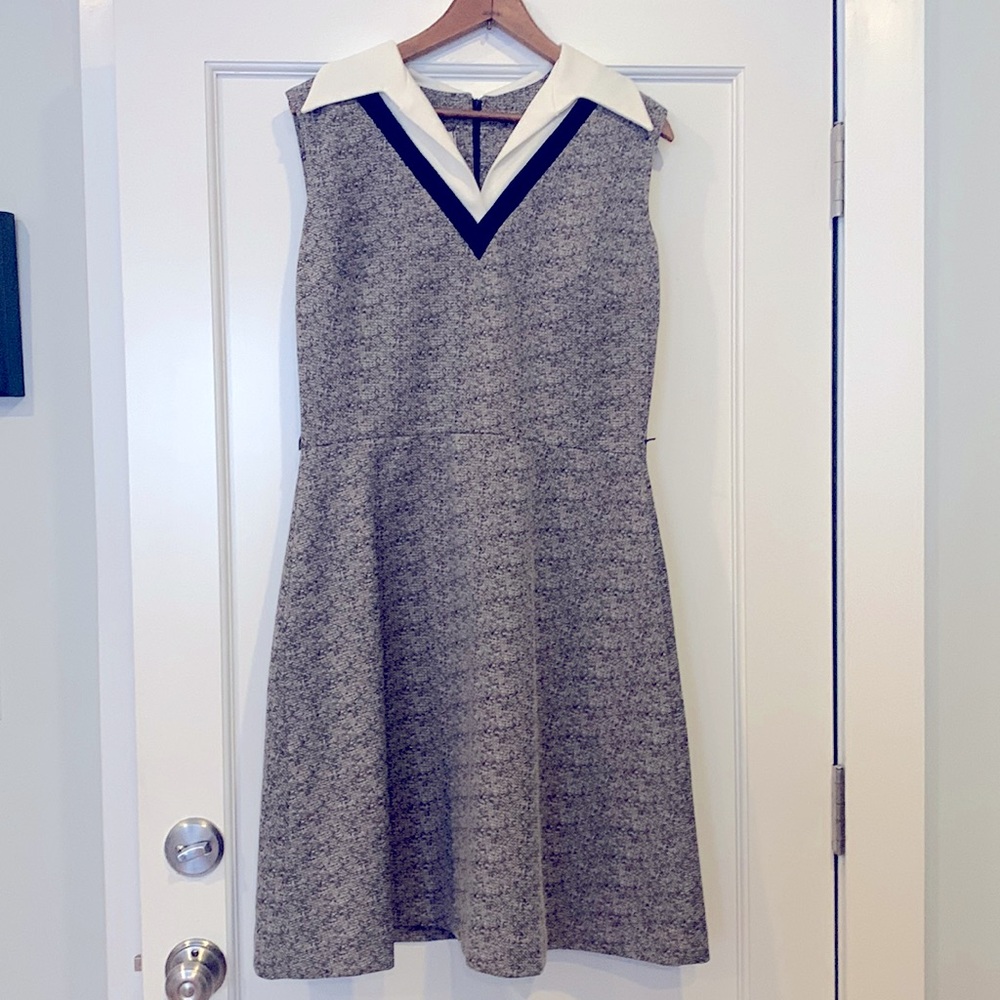 Excellent Vintage two piece dress and cardigan set with lapels and back zipper